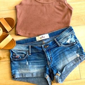 Short Hollister
